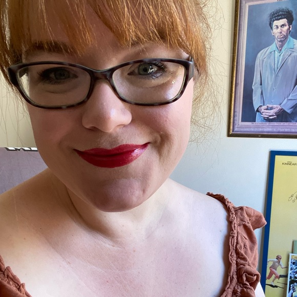 Meet your Posher, Christin - an American now living as a Sydney sider - Picture 2 of 3